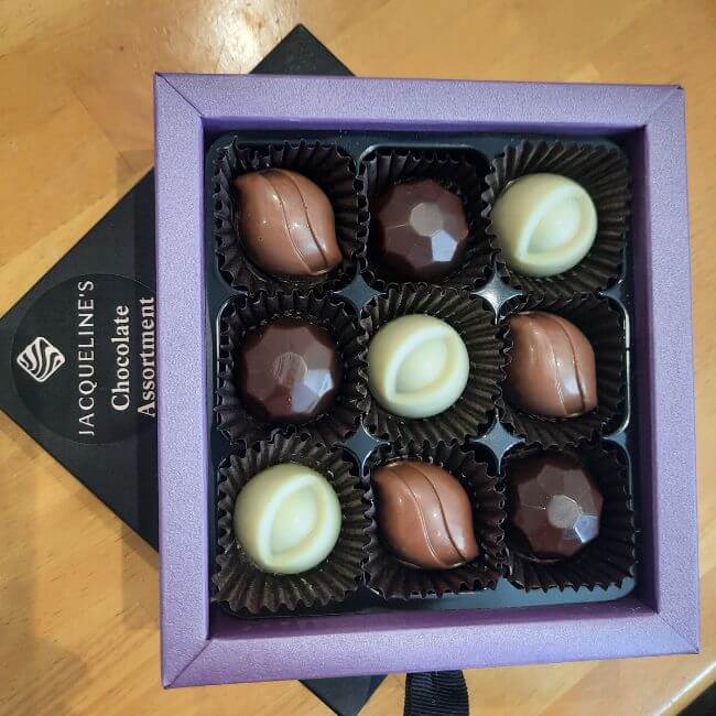 Luxury Chocolate Drawer Box nine chocolates in a box